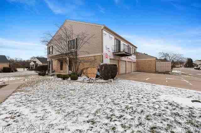 44594 Connecticut Ct - Photo 2 of 20