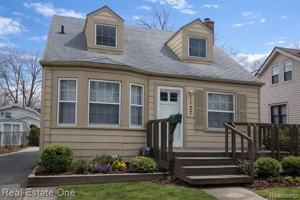 featured image of 1127 Hoffman Ave