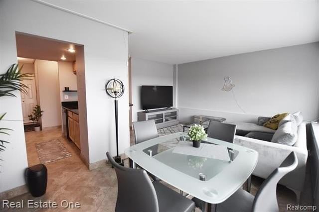 555 E William St #15J - Photo 4 of 15
