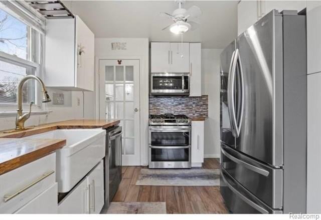 10049 Inkster Rd - Photo 5 of 17