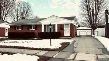featured image of 15078 Houghton St