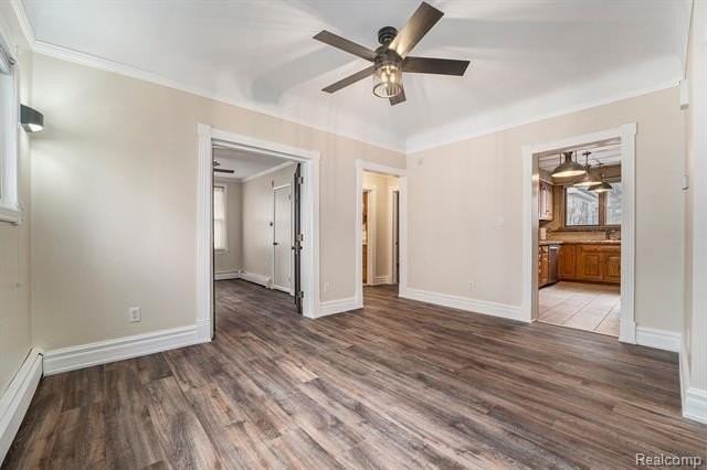 2716 Van Alstyne St - Photo 4 of 15