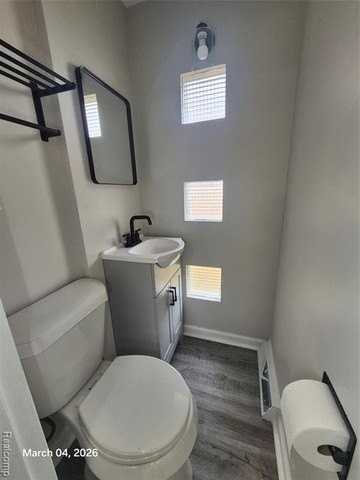 21237 Woodward St - Photo 7 of 17