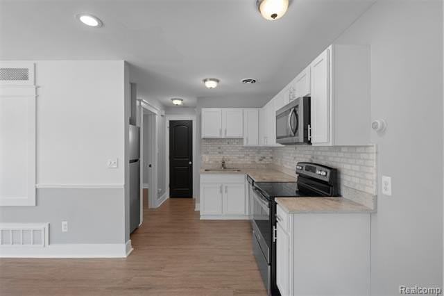 4401 Crooks Rd - Photo 5 of 10