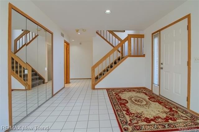 30301 Essex Dr - Photo 3 of 34