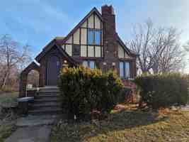 featured image of 5274 Nottingham Rd
