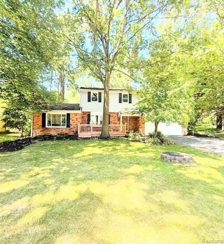 1369 Flamingo