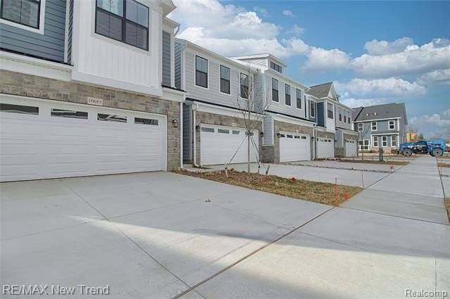 10703 Barrett - Photo 2 of 37