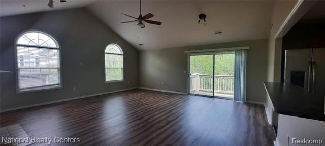 28346 Carlton Way Dr - Photo 4 of 15