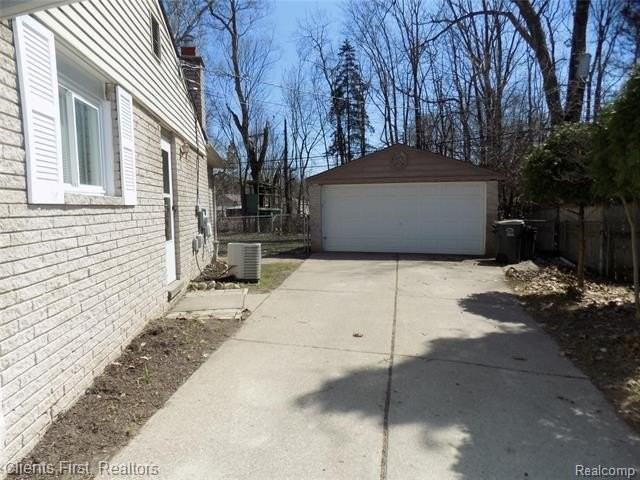 39417 Cather St - Photo 2 of 35