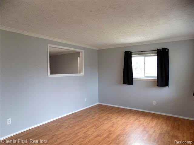 39417 Cather St - Photo 4 of 35