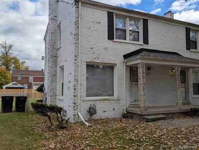 8284 Schaefer Hwy - Photo 4 of 18