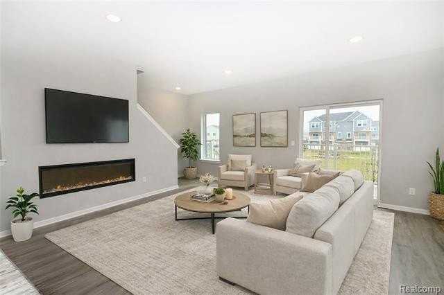 764 Huntley Ln - Photo 6 of 34