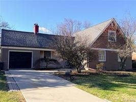 featured image of 1648 Yorkshire Rd