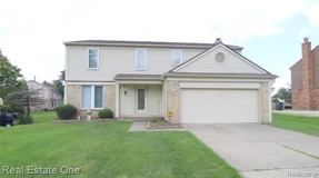 5590 Greenbriar Dr - Photo 1 of 1