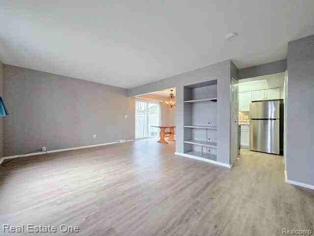 24128 Quad Park Ln - Photo 4 of 19