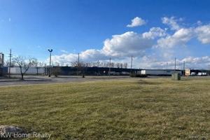featured image of 20800 Groesbeck Hwy