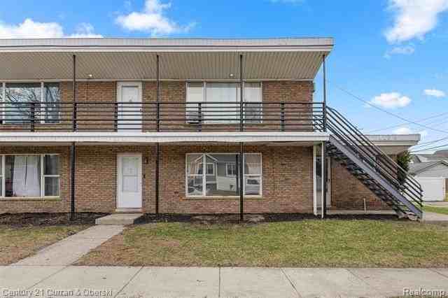 3615 4th St - Photo 5 of 34