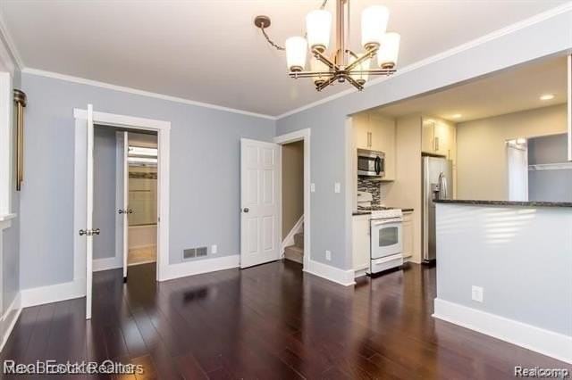 1183 Bird Ave - Photo 6 of 17