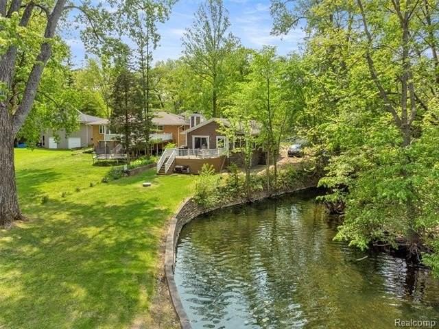 11970 Greenway Cir