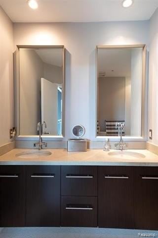 111 N Main St #303 - Photo 6 of 10