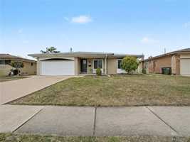 featured image of 36458 Jeffrey Dr