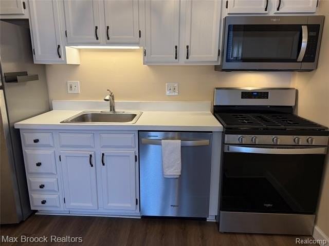 1671 Cass Lake Rd - Photo 4 of 8