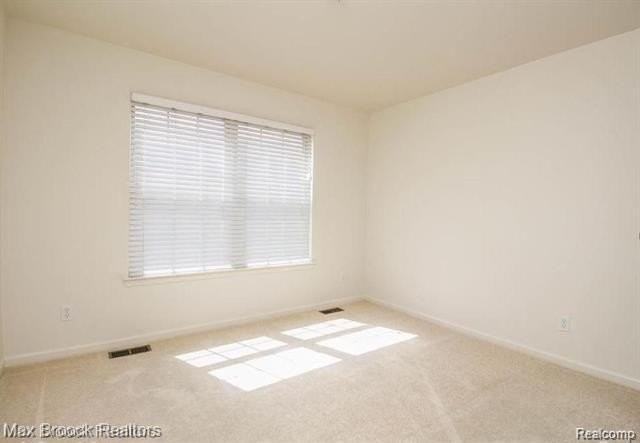 1404 Raliegh Pl - Photo 7 of 9