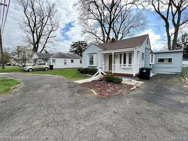 7531 N Inkster Rd - Photo 2 of 18