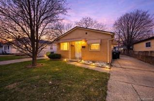 17245 Ivanhoe St - Photo 1 of 1