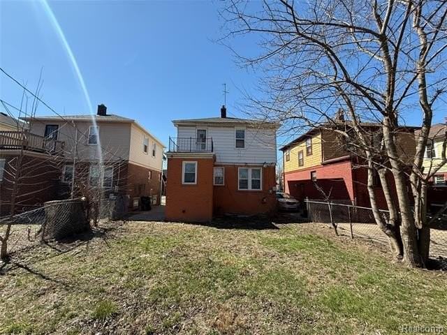 16206 Snowden St - Photo 3 of 18