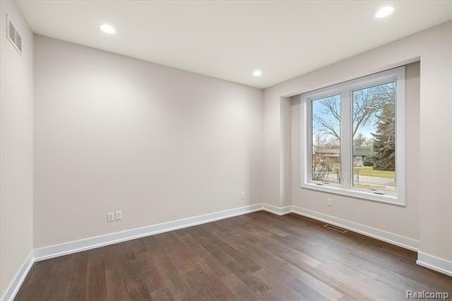 2921 Walsh Dr - Photo 6 of 50