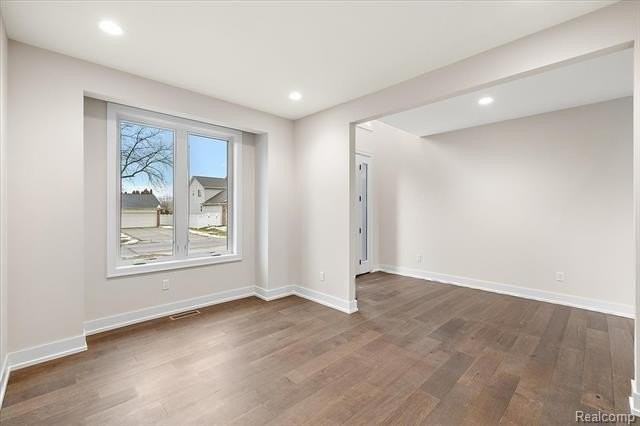 2921 Walsh Dr - Photo 7 of 50