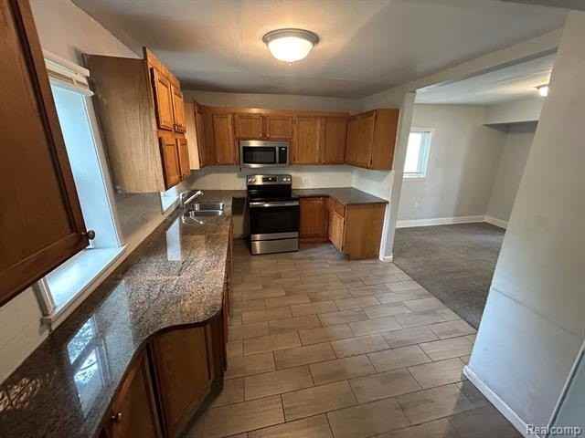 7576 Studebaker Ave - Photo 7 of 16