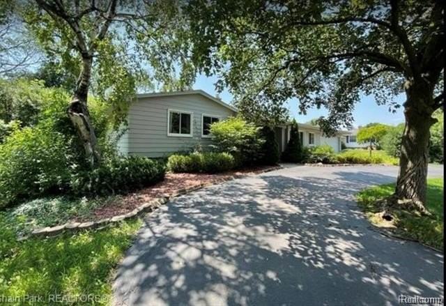 2505 Rambling Way - Photo 2 of 21