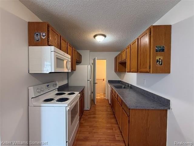 28423 Raleigh Crescent Dr #44 - Photo 5 of 25