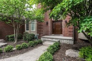 featured image of 3122 Hedgewood Ln