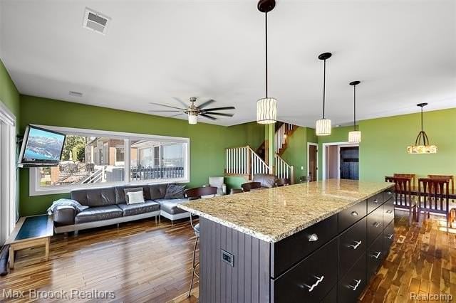2022 Willow Beach St - Photo 7 of 25