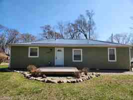 featured image of 3832 Ponchartrain Dr