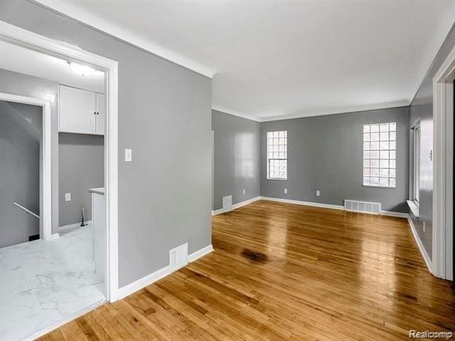 18681 Barlow St - Photo 2 of 13