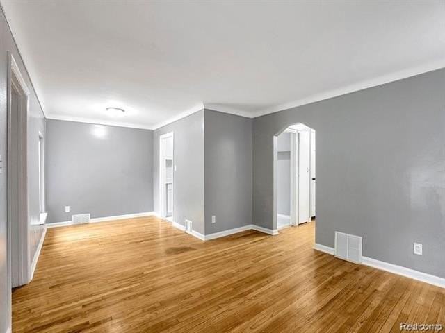 18681 Barlow St - Photo 3 of 13