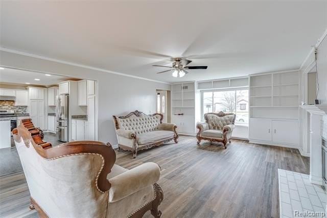 1733 Fern Ct - Photo 2 of 16