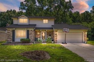 6322 Clarendon Dr - Photo 1 of 1