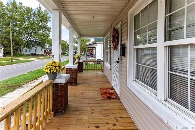 4472 French Rd - Photo 2 of 10