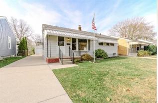 629 N Vermont Ave - Photo 1 of 1