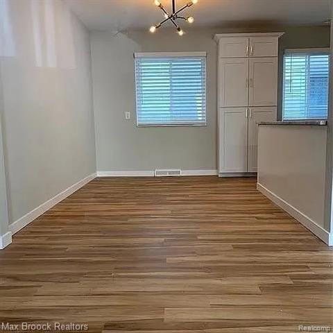 252 N Harvey St #1 - Photo 3 of 8