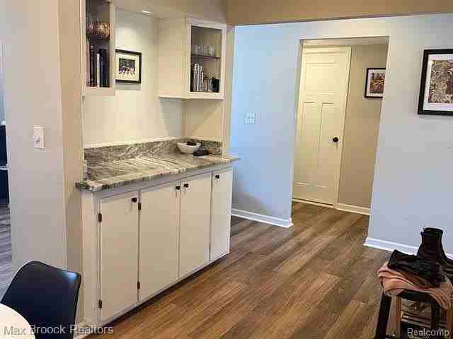 42556 Plymouth Hollow Dr - Photo 3 of 19