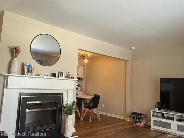 42556 Plymouth Hollow Dr - Photo 5 of 19