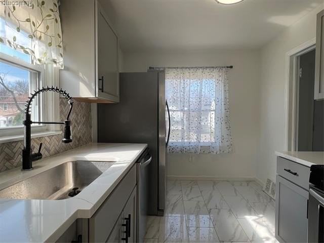 183 Crystal Lake Dr - Photo 6 of 34