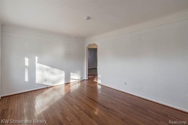 22705 Raymond St - Photo 4 of 22